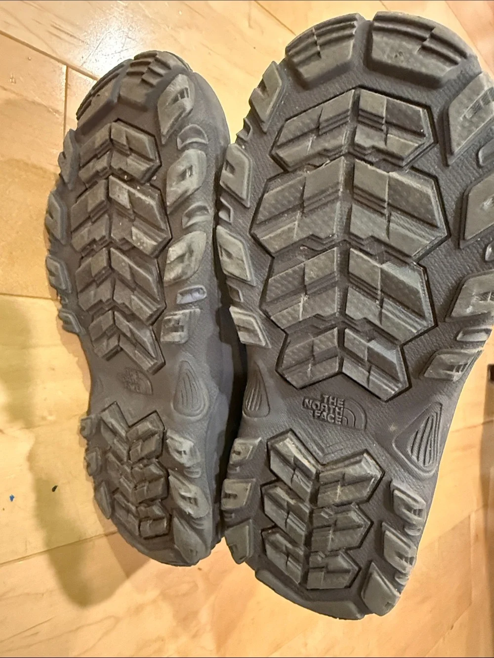 The North Face Kids Gray & Purple Insulated Snow Boot